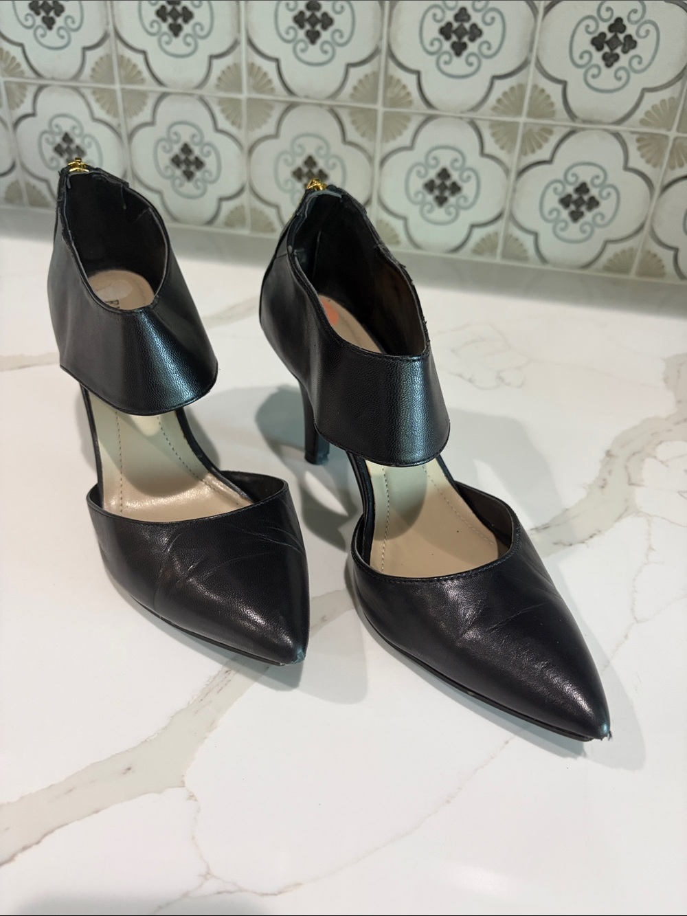 Ellen Tracy Black Pointed-Toe Ankle-Strap Heels